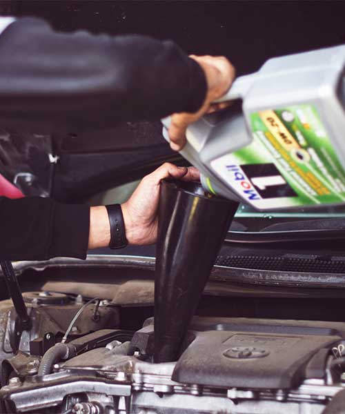 Green Hybrid Care workshop and vehicle service 8